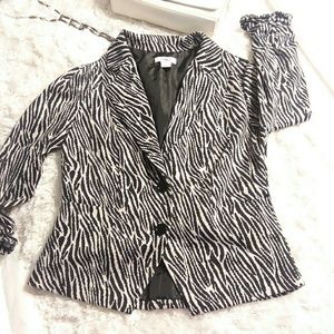 Cato's zebra print jacket EUC❤